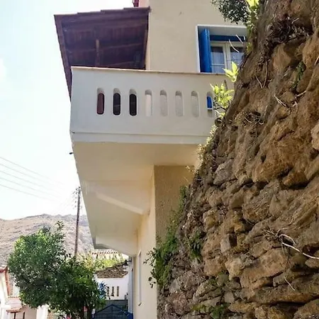 παραδοσιακό σπίτι με πανοραμική θέα Ferienhaus *