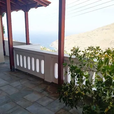 παραδοσιακό σπίτι με πανοραμική θέα